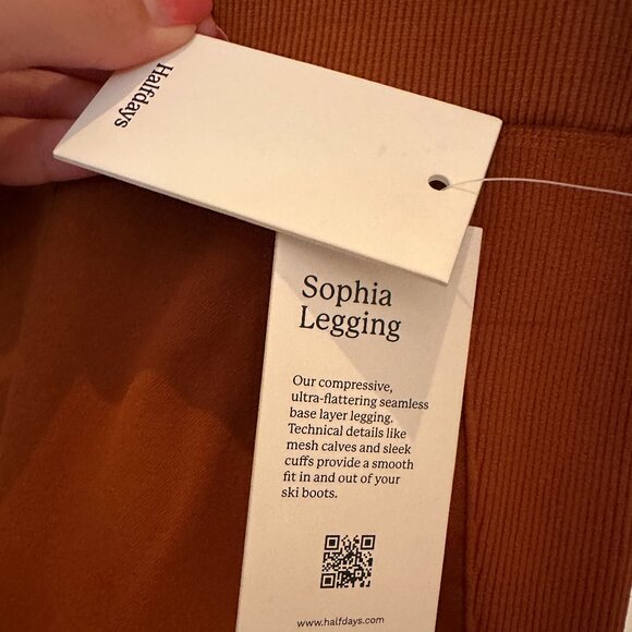 NWT Halfdays Sophia Leggings in Caramel Size Small - Picture 3 of 6